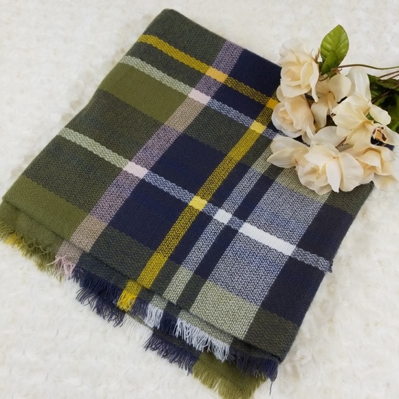 Shiraleah plaid blanket scarf - Picture 2 of 3